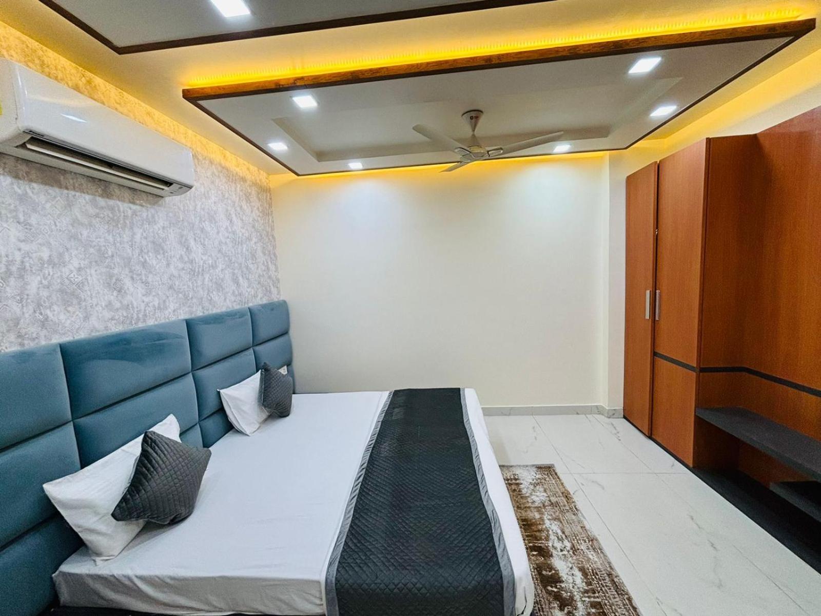 Hotel Town Grand Agra  Εξωτερικό φωτογραφία