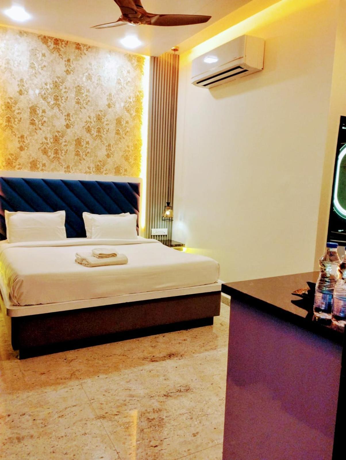 Hotel Town Grand Agra  Εξωτερικό φωτογραφία