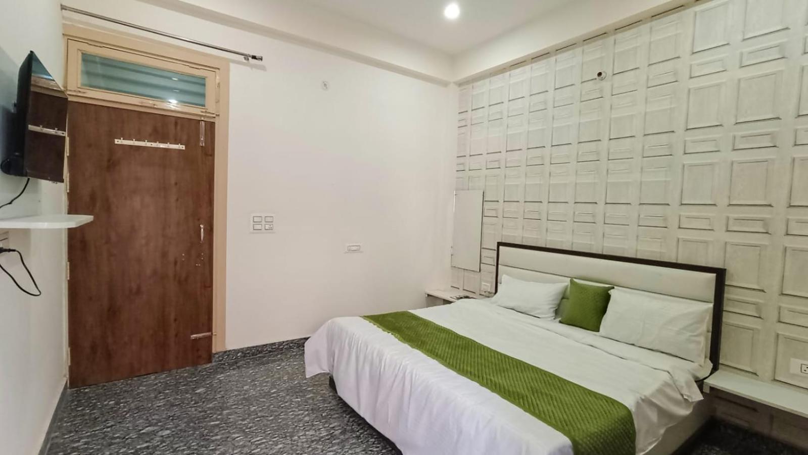 Hotel Town Grand Agra  Εξωτερικό φωτογραφία